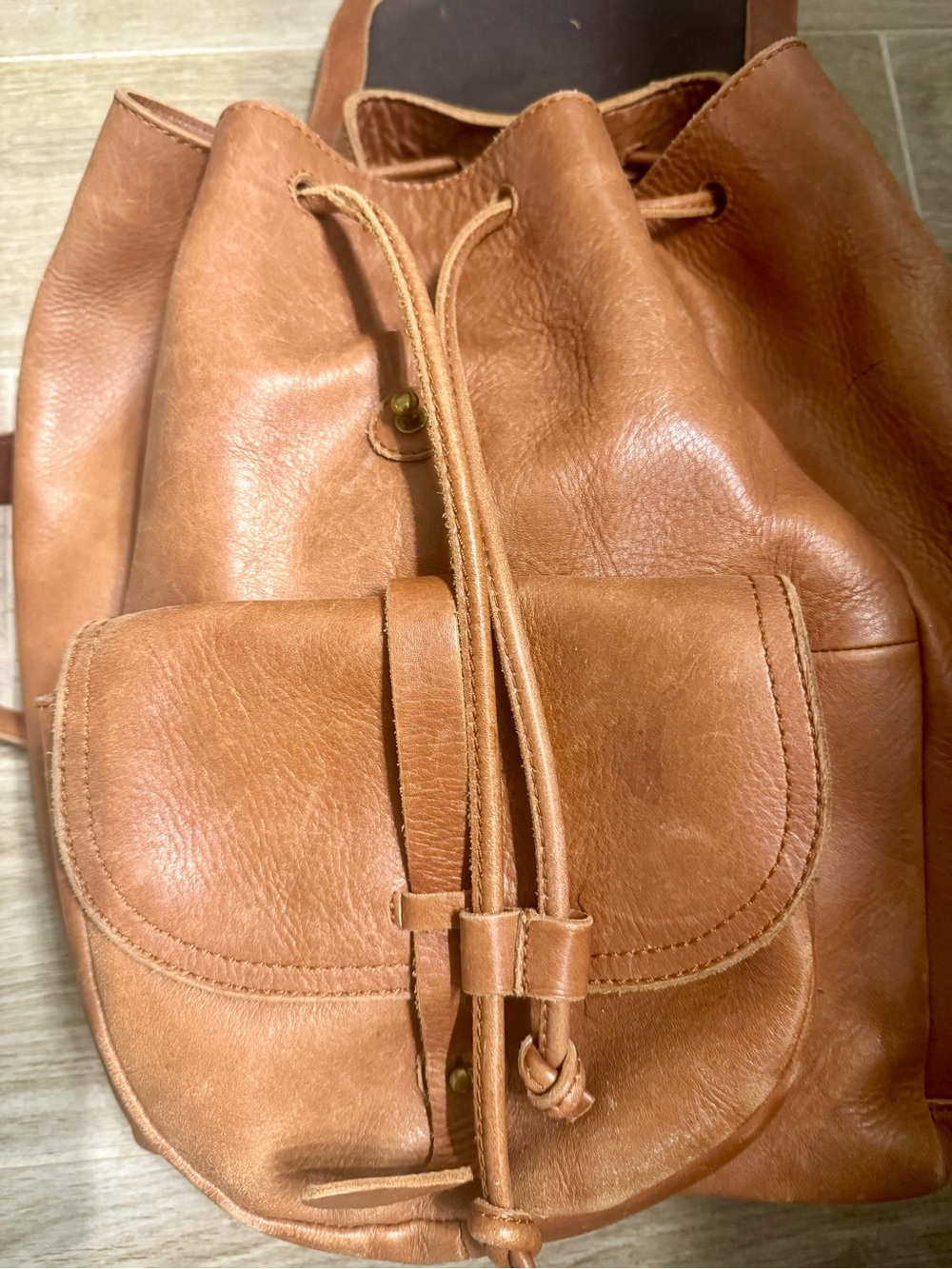 Madewell Leather Drawstring Backpack - Picture 4 of 5
